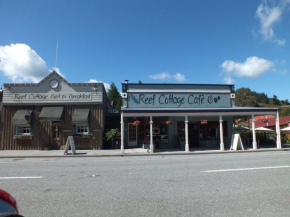 Reef Cottage accommodation Reefton